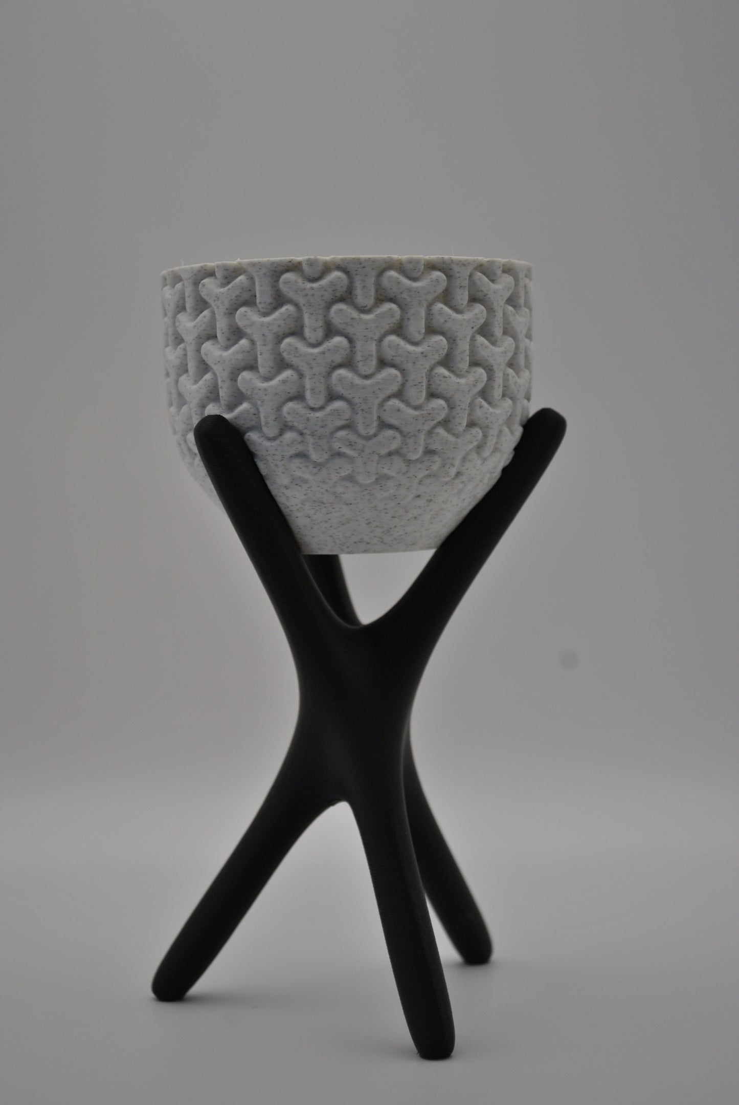 Bloempot + houder "Triova"
