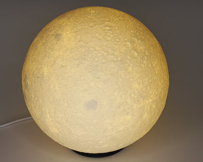 Maan Led Lamp