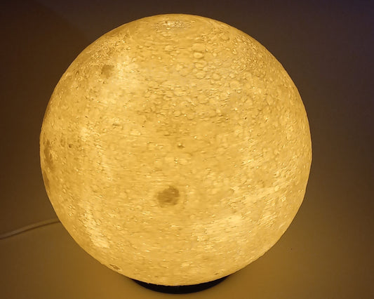 Maan Led Lamp